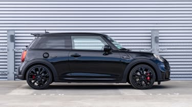 MINI JCW 1TO6 Edition - side