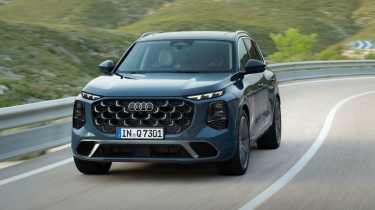 Audi Q7 - front tracking