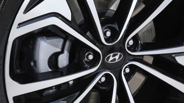 New Hyundai Santa Fe - wheel detail