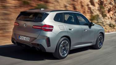 BMW X3 - rear action