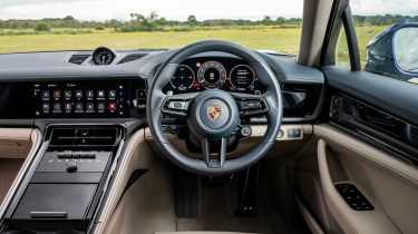 Porsche Panamera 2024 - dash