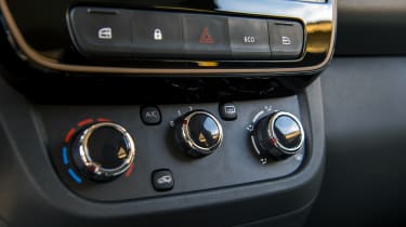 Dacia Spring LHD air-con controls