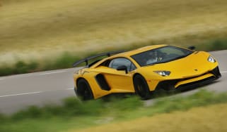 Lamborghini Aventador SV 2015