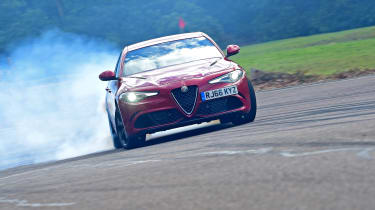 Alfa Romeo Giulia Quadrifoglio review - pictures  Auto 
