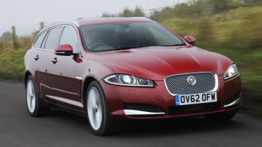 Jaguar XF Sportbrake front action