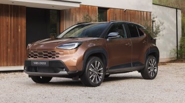 Toyota Yaris Cross facelift - front static