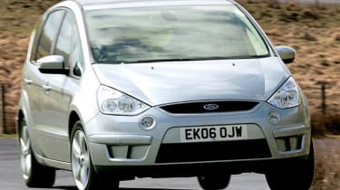 Front view of Ford S-MAX