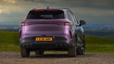 Lepas L8 - rear static