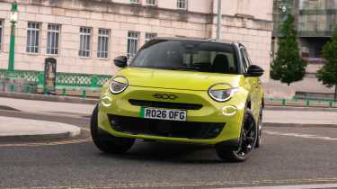 Fiat 600 Hybrid Sport - front cornering