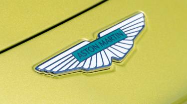 Aston Martin Vantage - badge