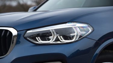 BMW X3 - front light