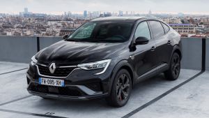 Renault Arkana - front static black