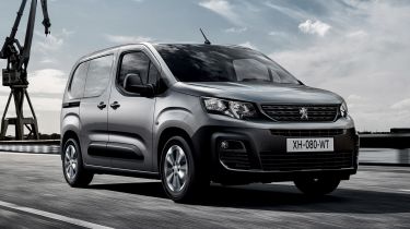 Peugeot Partner - front action