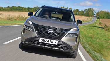 Nissan X-Trail - full width front