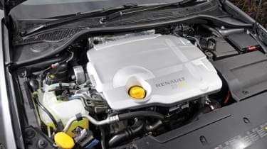 Renault Laguna engine