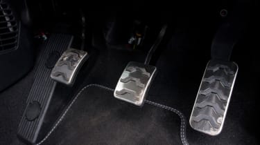 Triple test – Kia Picanto - pedals