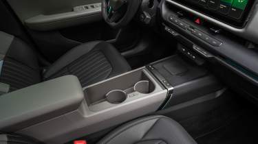 Kia Seltos - centre console