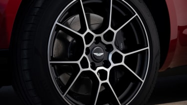 Aston Martin DBX - wheel detail