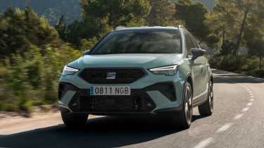 SEAT Arona 2025 - front tracking