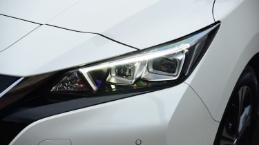 Nissan Leaf - front light