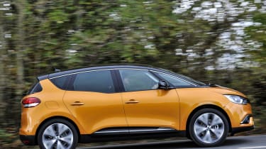 Renault Scenic and Grand Scenic Hybrid Assist - 19