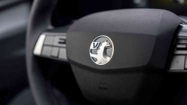 Vauxhall Astra - steering wheel detail