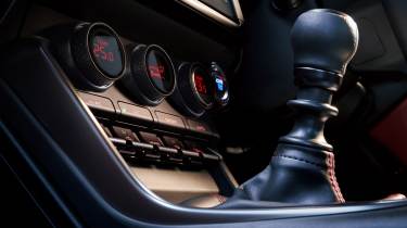 2026 Toyota GR86 - gear stick