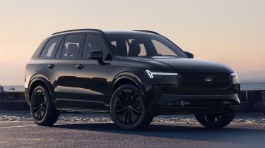 Volvo XC90 Black Edition - front