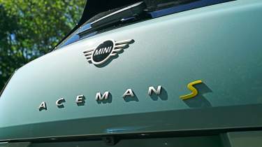 MINI Aceman SE Exclusive - rear badge