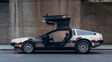 Electrogenic DeLorean DMC-12 - side doors open