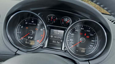 Audi TT TFSI dials
