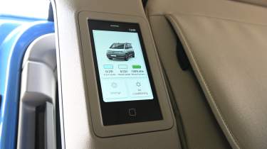 Volkswagen California eHybrid - touchscreen