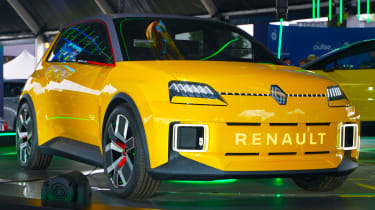 Концепт Renault 5 EV на Фестивале скорости в Гудвуде 2022 года