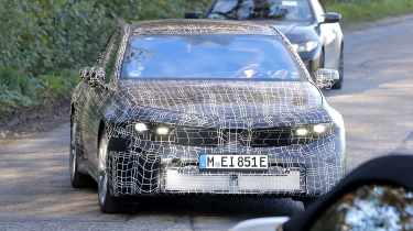 BMW 3 Series ‘Neue Klasse’ spy shot - front end