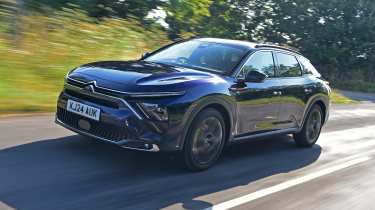 Citroen C5 X - front tracking