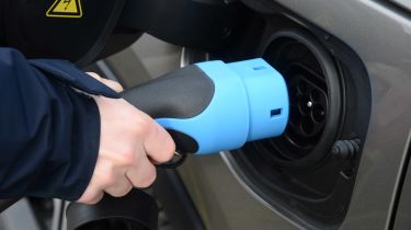 Government renews but reduces grants for home and workplace EV