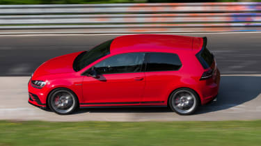Volkswagen Golf GTI Clubsport S - side action
