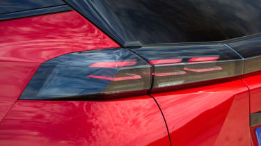Peugeot e-2008 - rear light