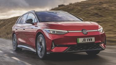 Volkswagen ID.7 Tourer GTX - front tracking