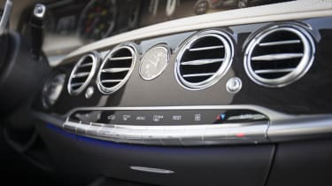 Mercedes S-Class air-con vents
