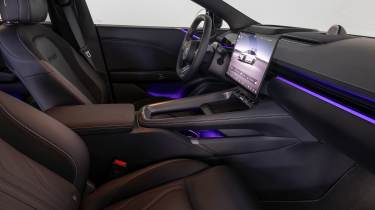 Zeekr 7GT - front seats