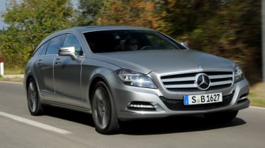 Mercedes CLS Shooting Brake front tracking