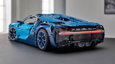 Bugatti Chiron LEGO - rear