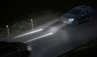 Volkswagen interactive lights - Optical Lane Assist