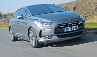 Citroen DS5 front tracking