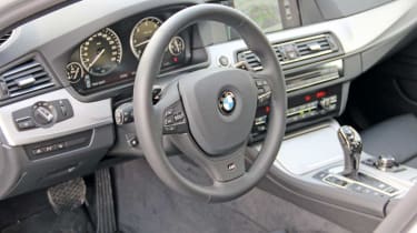 BMW M550d xDrive interior