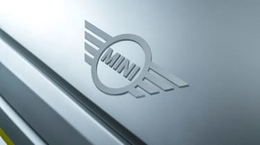 MINI Electric concept - MINI badge