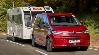 VW Multivan - Towcar of the Year 2026