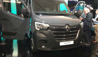 Renault Master - show pic