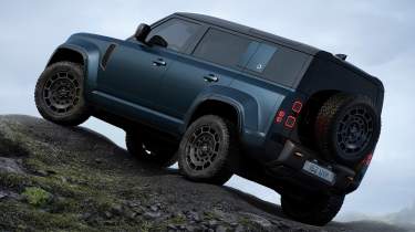 Land Rover Defender MY26 - rear